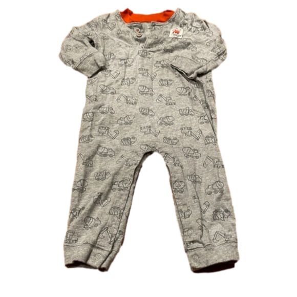 Carter's Other - CARTER'S Carters 12 m one piece no feet good condition